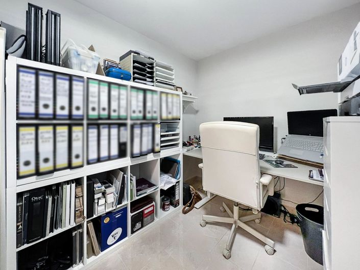 Image No.27-3 Bed Apartment for sale