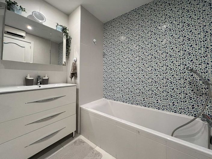 Image No.35-3 Bed Apartment for sale