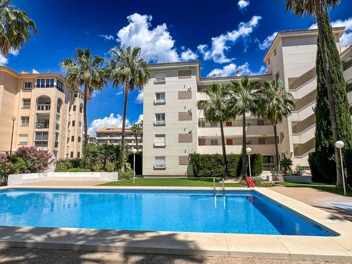 Image No.40-3 Bed Apartment for sale