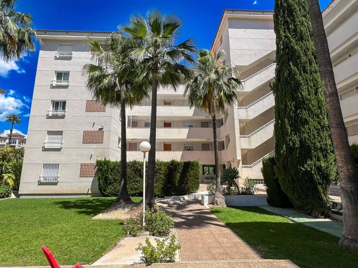 Image No.45-3 Bed Apartment for sale