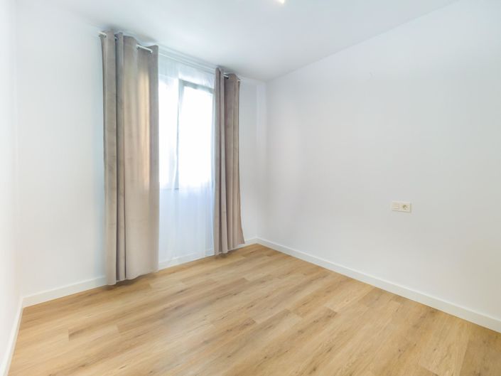 Image No.26-3 Bed Apartment for sale