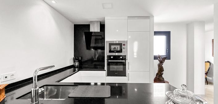 Image No.6-2 Bed Apartment for sale