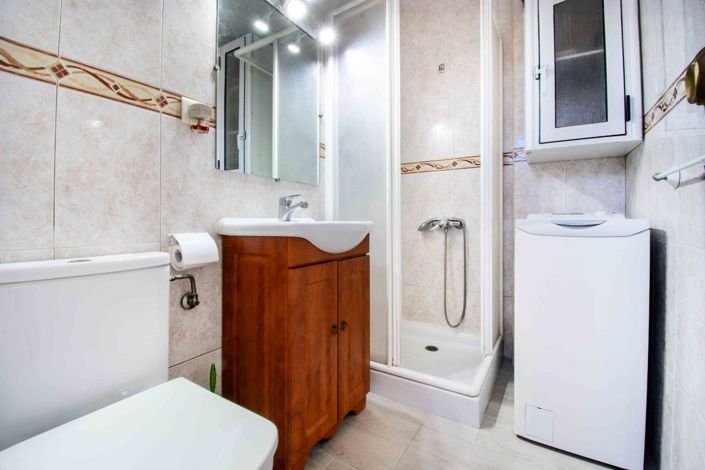Image No.11-1 Bed Apartment for sale