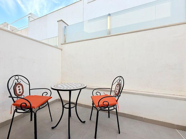 Image No.11-3 Bed Townhouse for sale