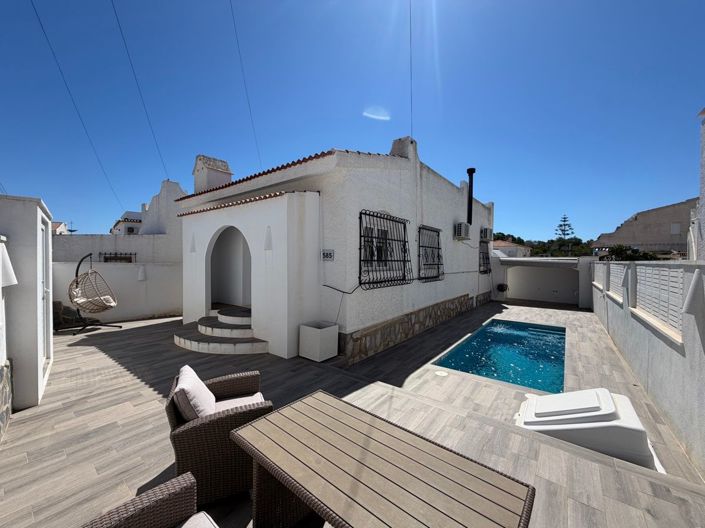 Image No.21-2 Bed Villa for sale