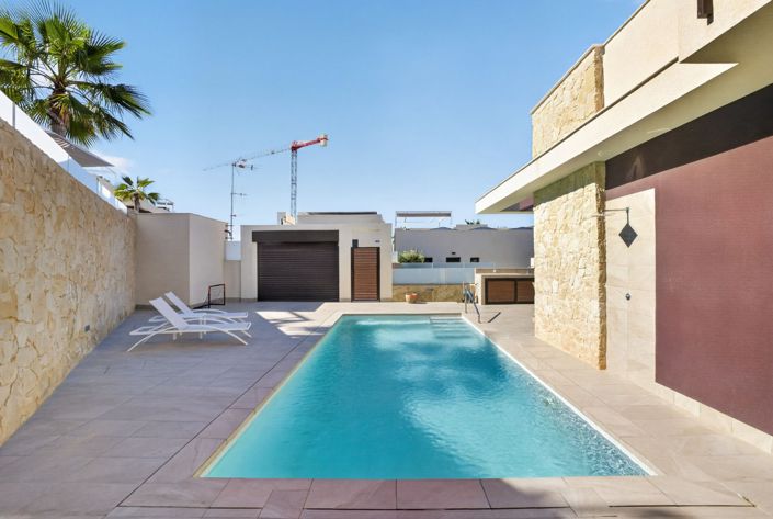 Image No.25-3 Bed Villa for sale