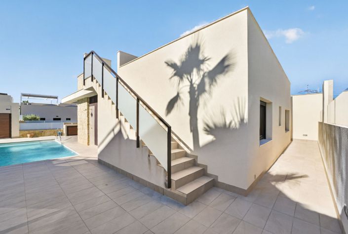 Image No.26-3 Bed Villa for sale