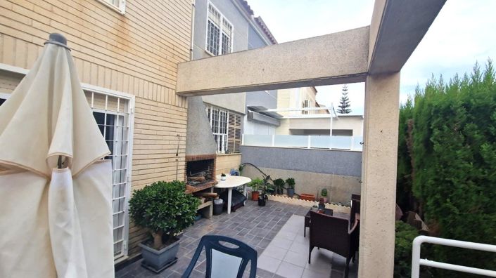 Image No.31-2 Bed Townhouse for sale