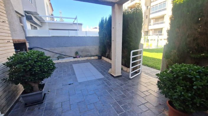 Image No.35-2 Bed Townhouse for sale