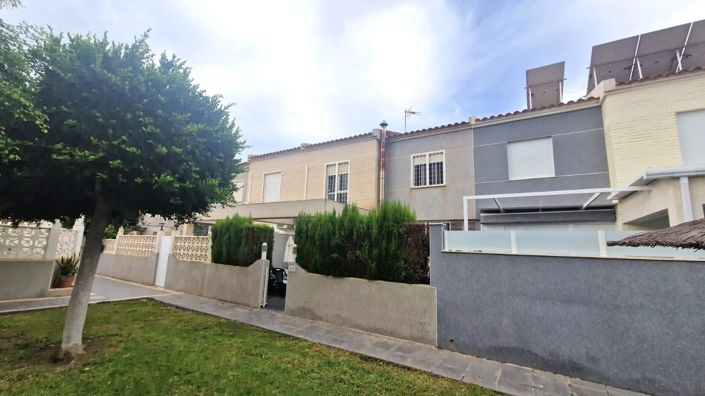 Image No.38-2 Bed Townhouse for sale