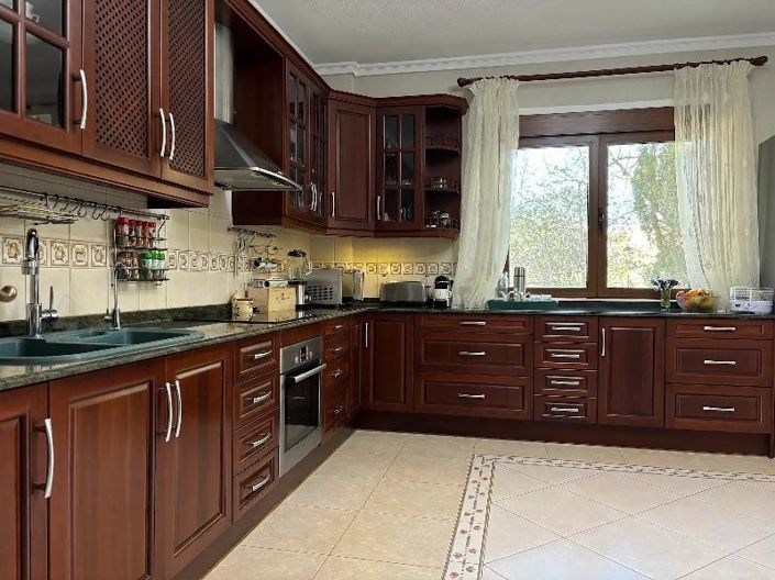 Image No.20-5 Bed Villa for sale