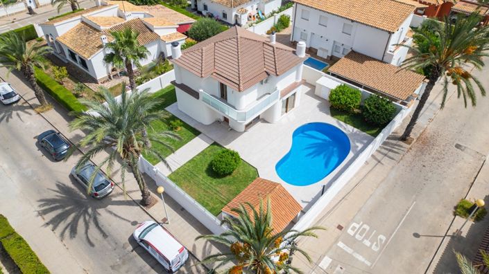 Image No.52-3 Bed Villa for sale