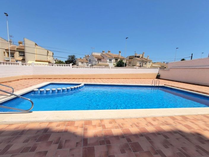 Image No.27-2 Bed Apartment for sale