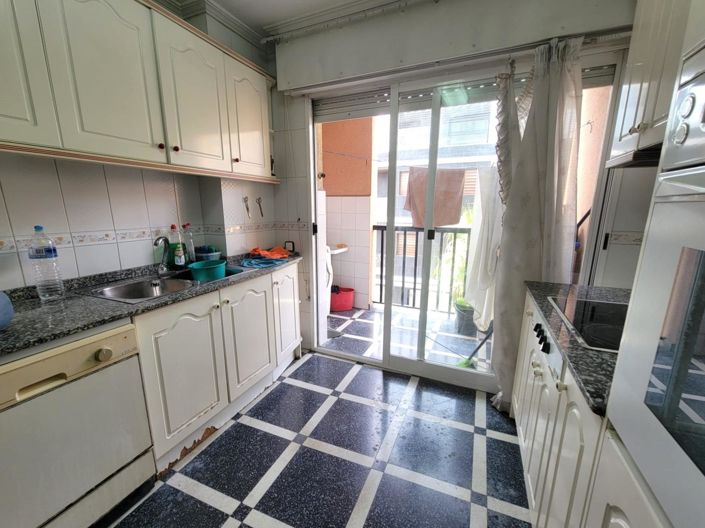 Image No.17-2 Bed Apartment for sale