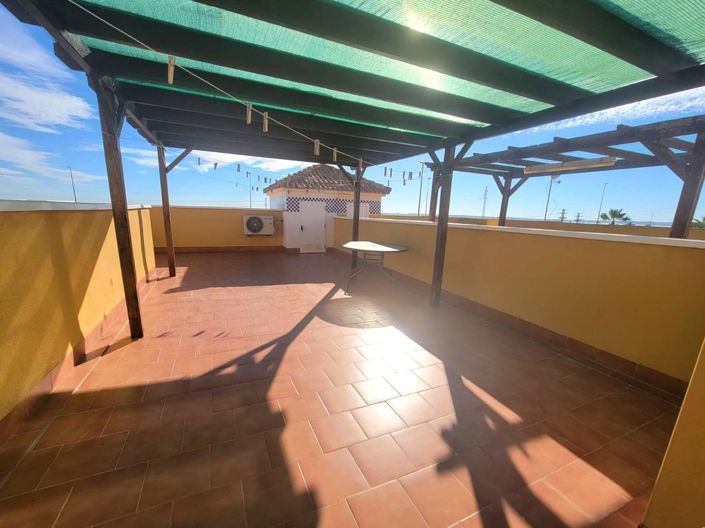 Image No.35-2 Bed Townhouse for sale