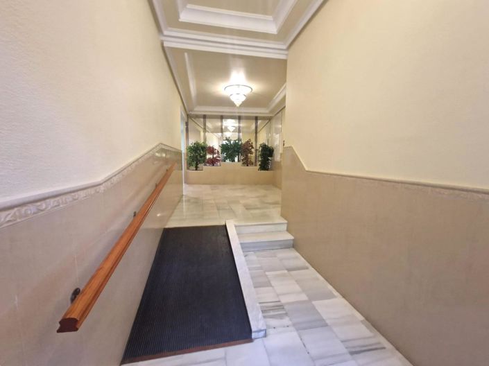 Image No.35-2 Bed Apartment for sale
