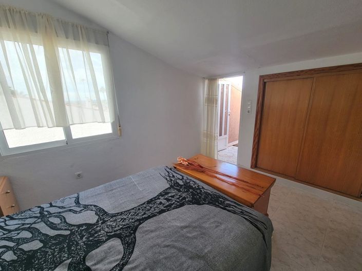 Image No.22-2 Bed Townhouse for sale
