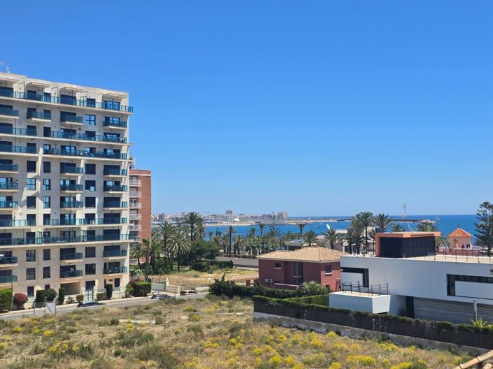 Image No.4-2 Bed Penthouse for sale