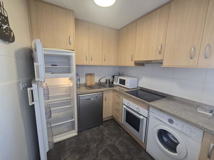 Image No.10-1 Bed Apartment for sale