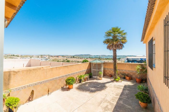 Image No.29-3 Bed Villa for sale