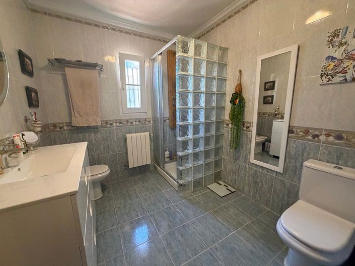 Image No.18-Villa de 4 chambres à vendre à Torrevieja