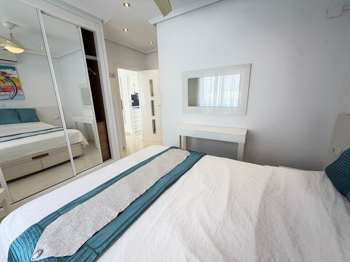 Image No.17-4 Bed Villa for sale