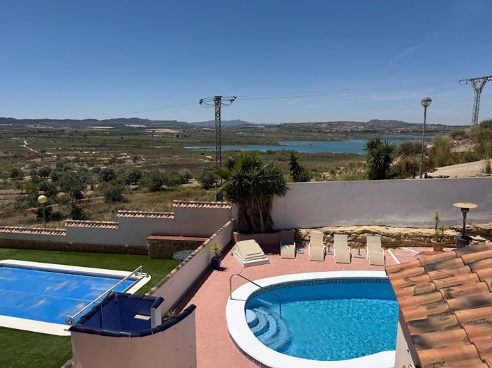 Image No.34-4 Bed Villa for sale