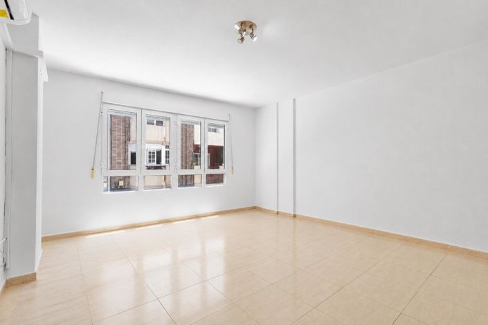 Image No.5-3 Bed Apartment for sale