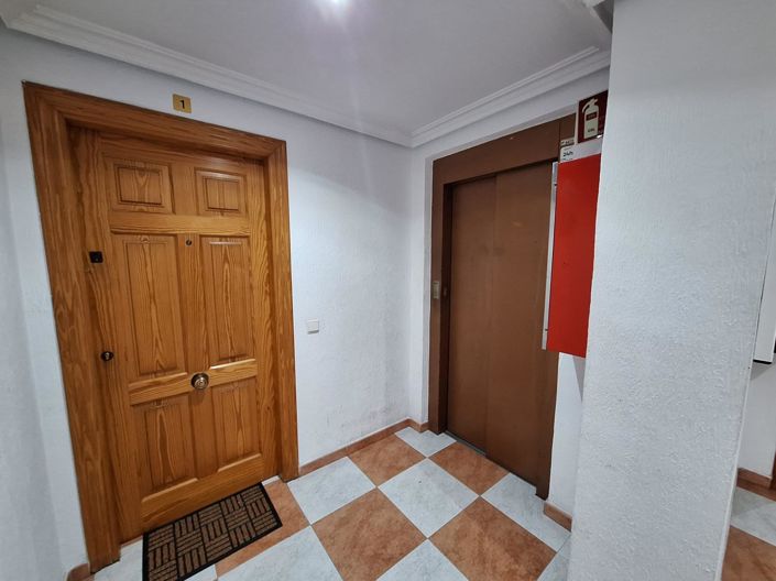 Image No.6-Apartment for sale