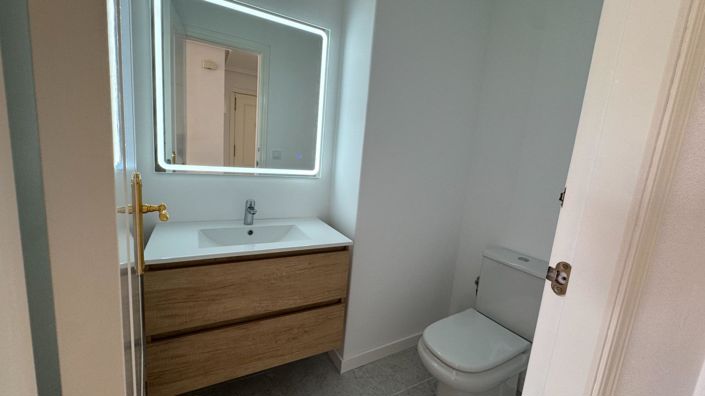 Image No.26-2 Bed Apartment for sale