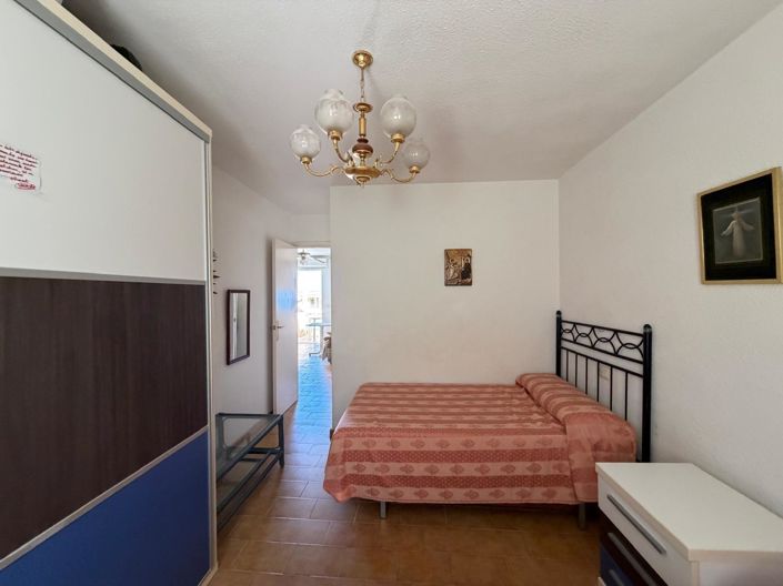 Image No.55-3 Bed Townhouse for sale