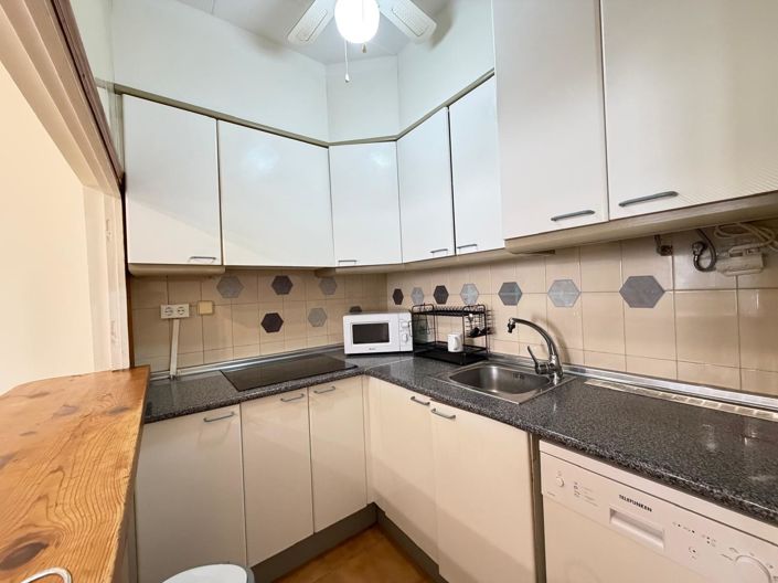 Image No.17-1 Bed Townhouse for sale