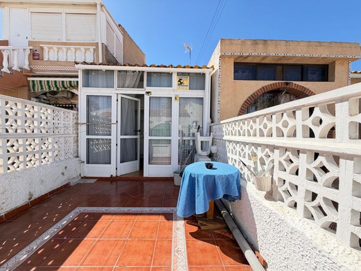 Image No.4-1 Bed Townhouse for sale