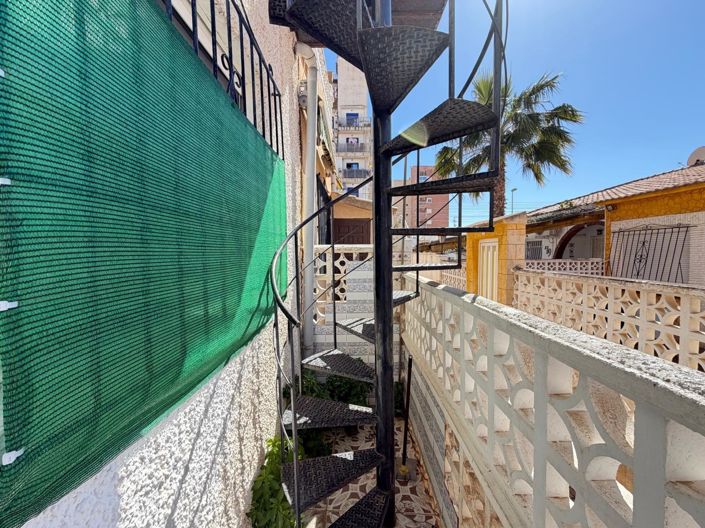 Image No.34-1 Bed Townhouse for sale