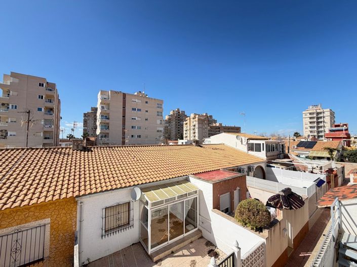 Image No.39-1 Bed Townhouse for sale