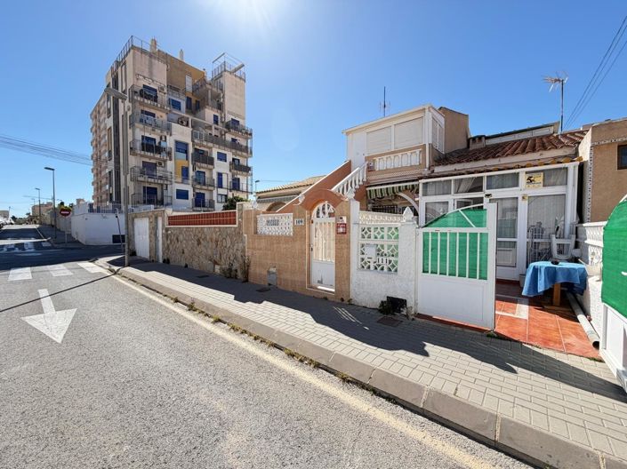 Image No.47-1 Bed Townhouse for sale