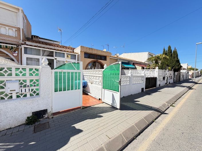 Image No.49-1 Bed Townhouse for sale