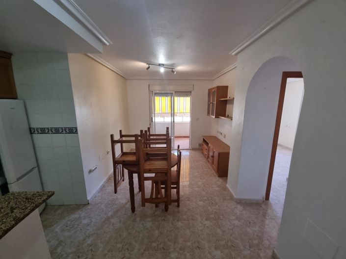 Image No.3-Appartement de 2 chambres à vendre à Torrevieja
