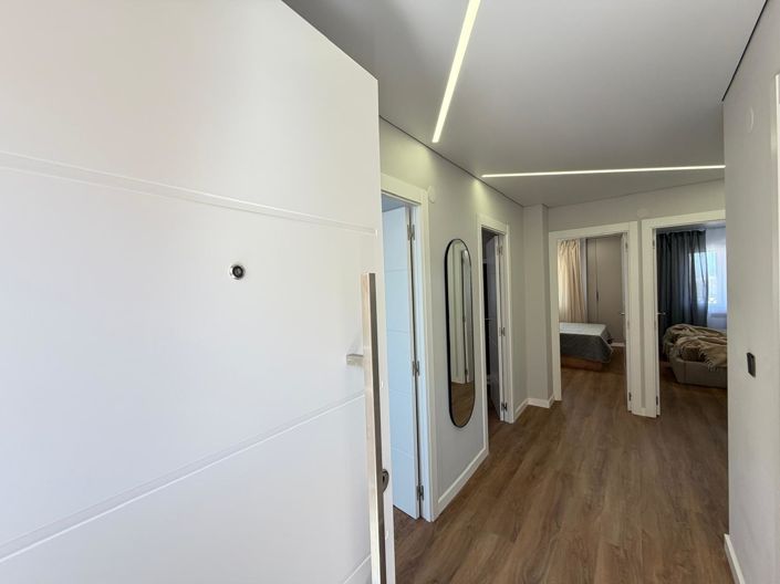 Image No.4-3 Bed Apartment for sale