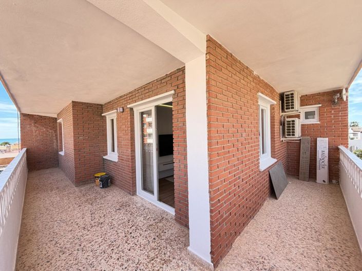 Image No.38-3 Bed Apartment for sale