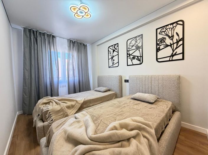 Image No.53-3 Bed Apartment for sale