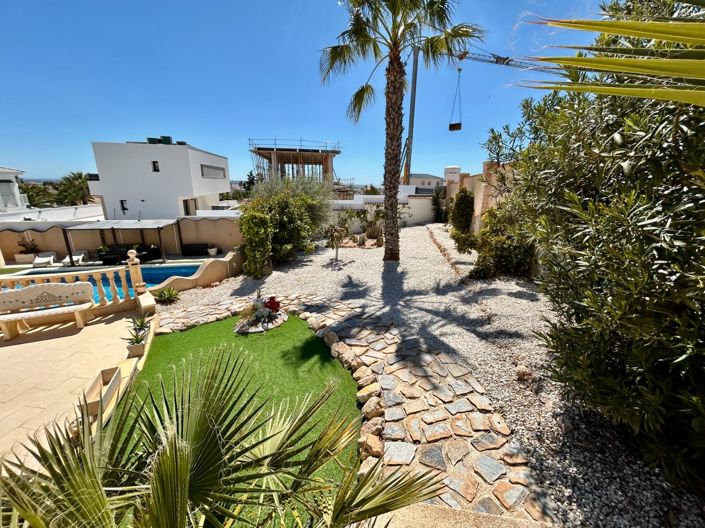 Image No.39-5 Bed Villa for sale