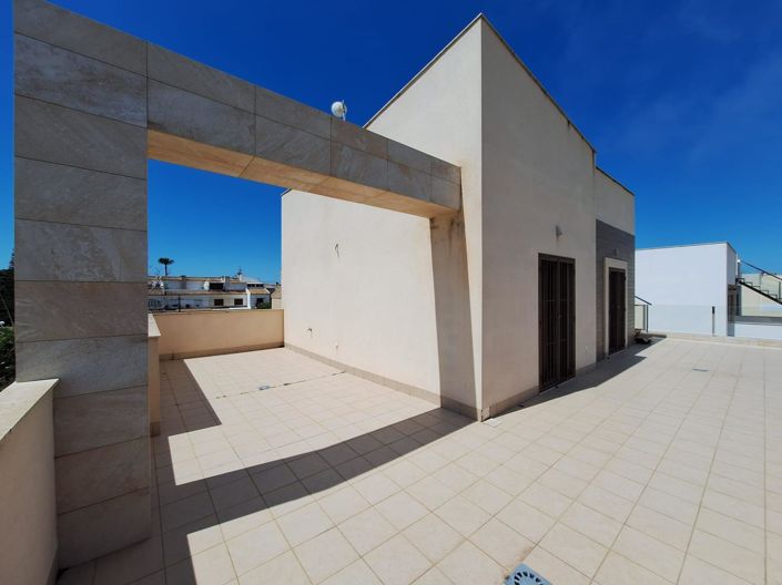 Image No.30-2 Bed Villa for sale