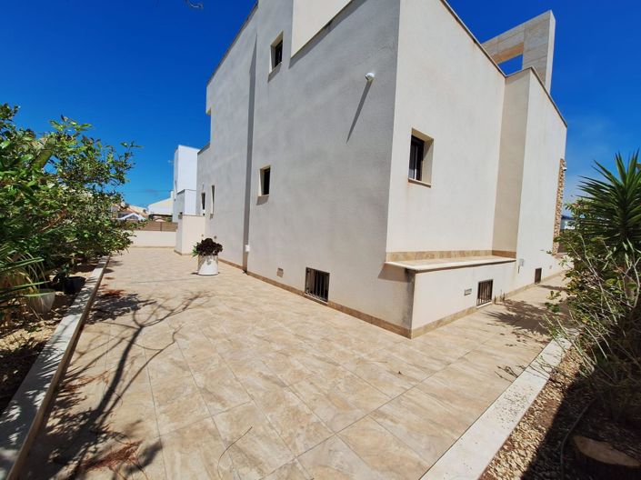 Image No.48-Villa de 2 chambres à vendre à Torrevieja