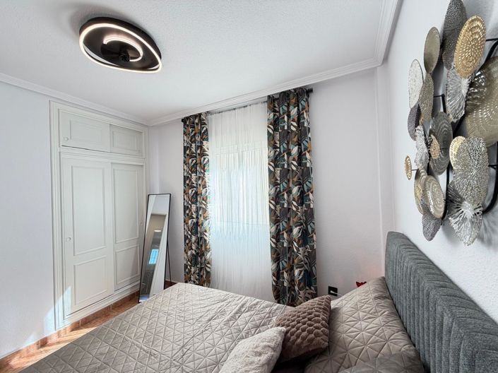 Image No.61-3 Bed Townhouse for sale