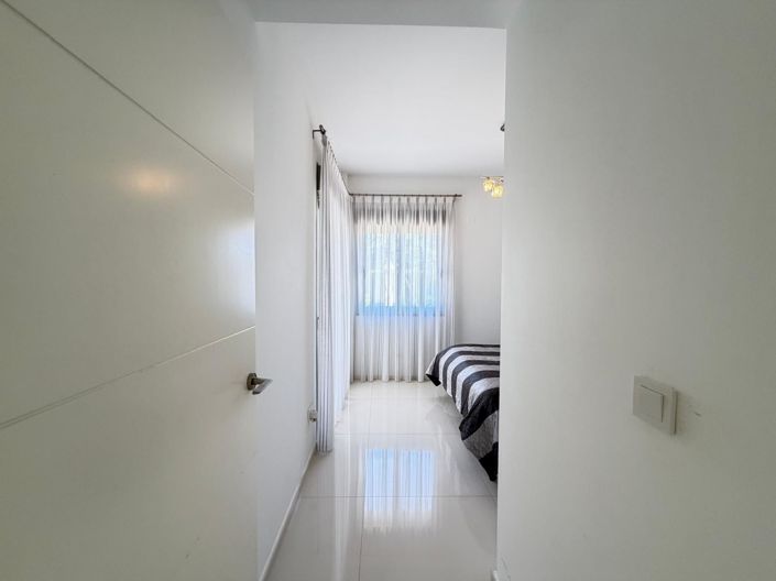 Image No.59-4 Bed Villa for sale