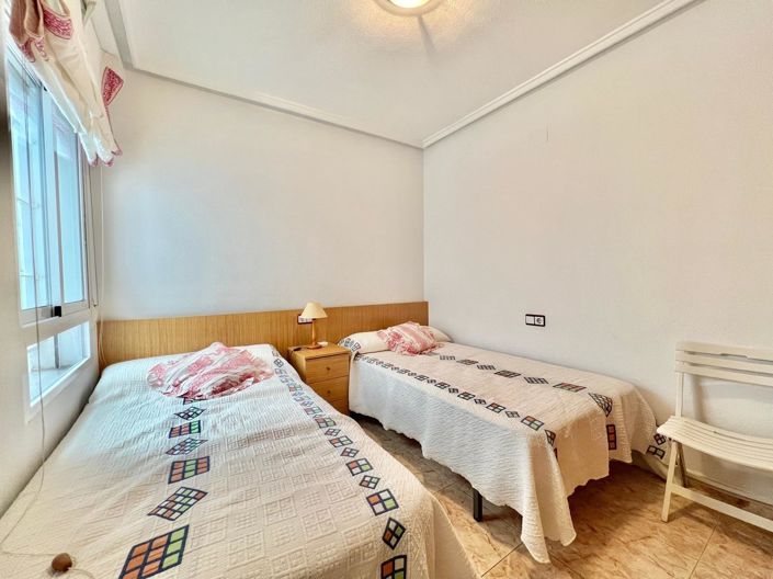 Image No.40-2 Bed Apartment for sale