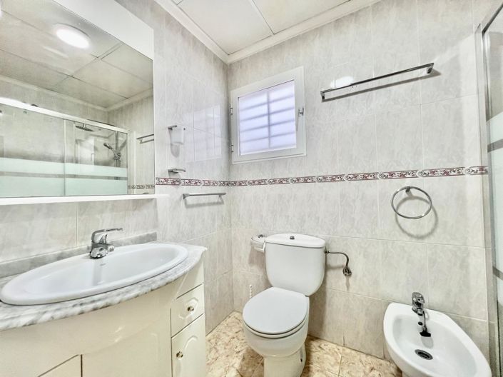 Image No.44-2 Bed Apartment for sale