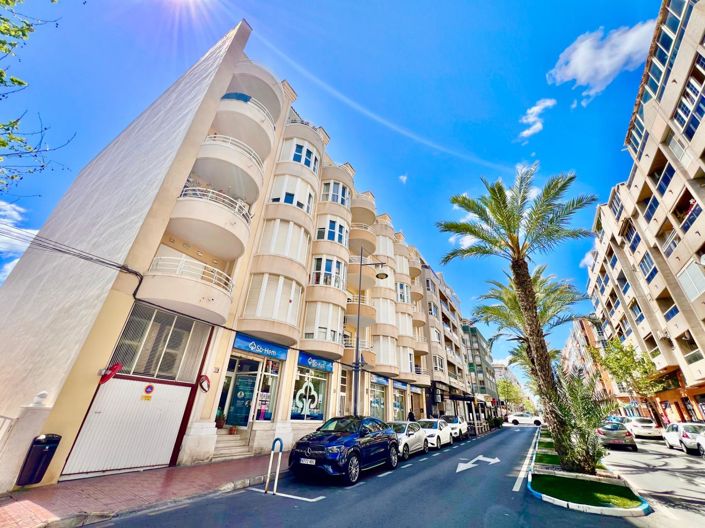 Image No.57-2 Bed Apartment for sale