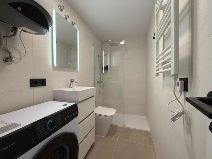 Image No.11-2 Bed Apartment for sale
